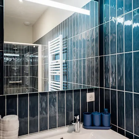 Maison Bleue Ouest Holiday home *